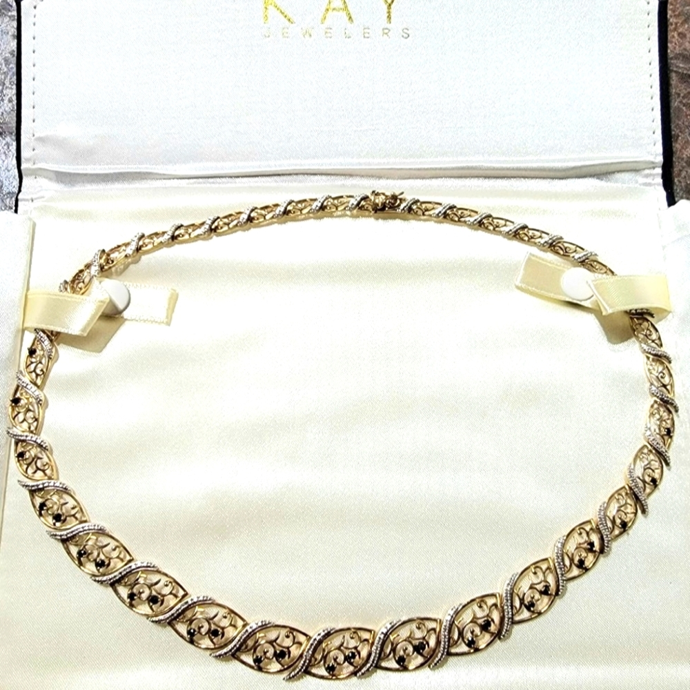 Diamond and sapphires necklace